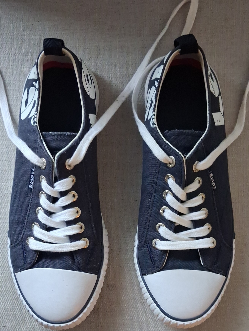 Levi's Black Canvas Low-Top Sneakers with White Accents